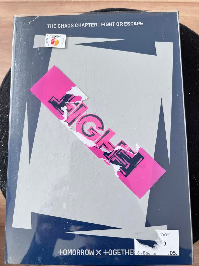 TXT The Chaos Chapter: FIGHT OR ESCAPE CD K-Pop Album, Ophalen of Verzenden, Gebruikt