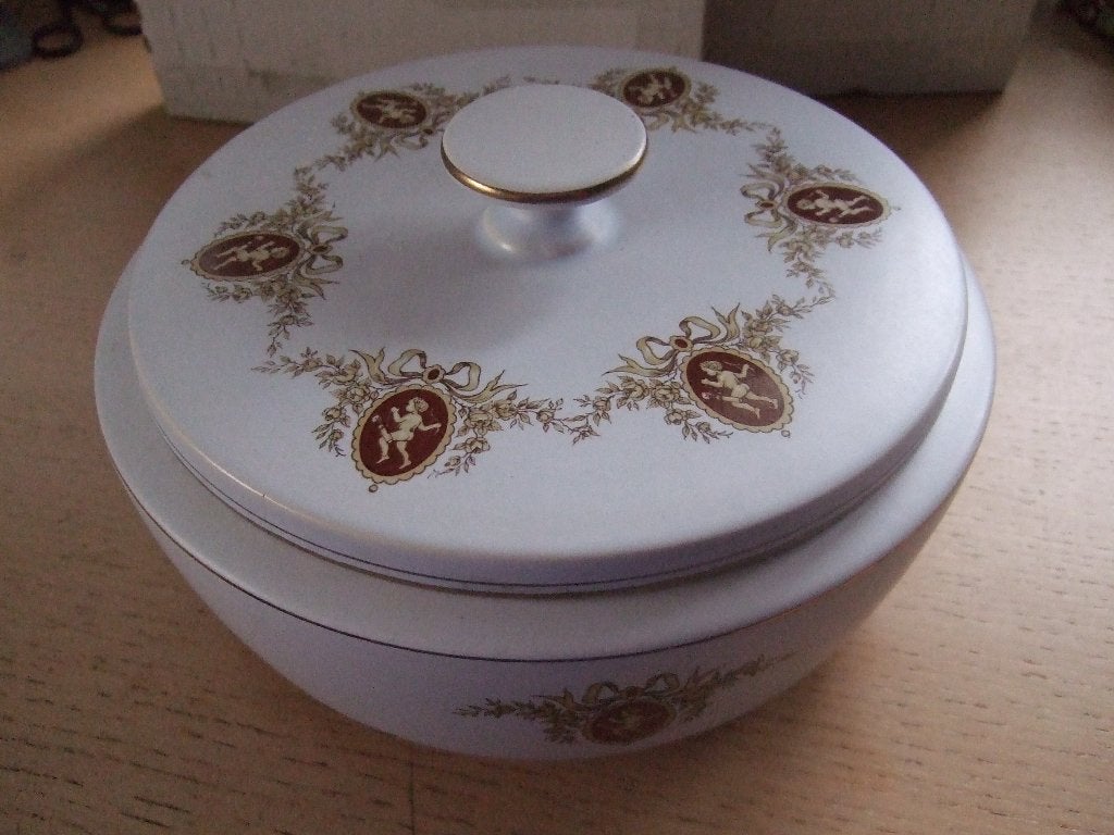 Flora Gouda plateel aardewerk Lydia 1848 koekdoos met deksel, Ophalen of Verzenden