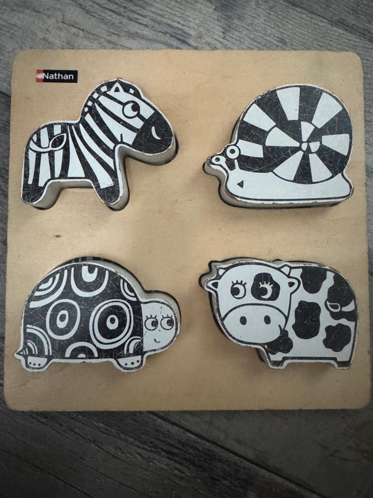 Nathan 4 houten stukken dieren puzzel Zwart-Wit, Ophalen, Gebruikt, Van hout, Minder dan 10 stukjes