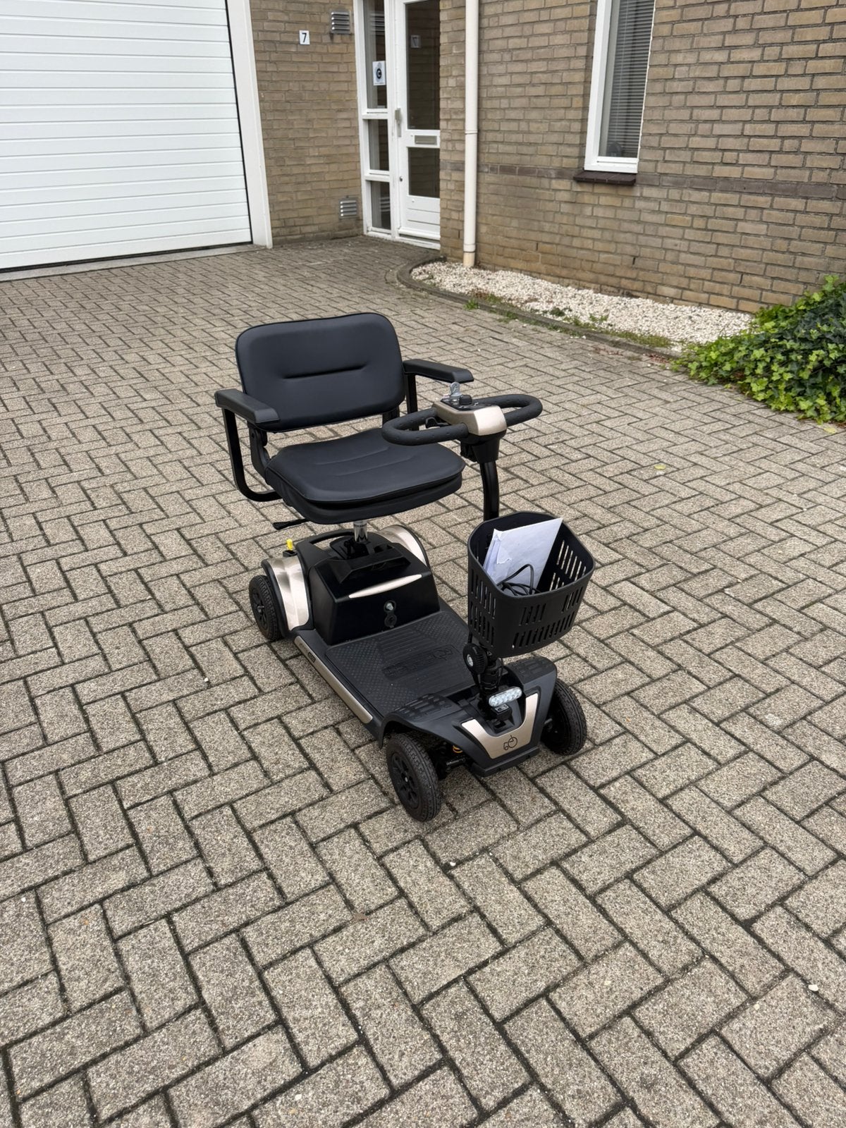 Excel Xenia opvouwbare scootmobiel, Ophalen, 10 km/u of minder, Excel, 16 t/m 25 km