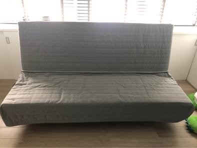 Slaapbank Ikea met grijze hoes, Huis en Inrichting, Ophalen, Tweepersoons, 140 cm, Zo goed als nieuw