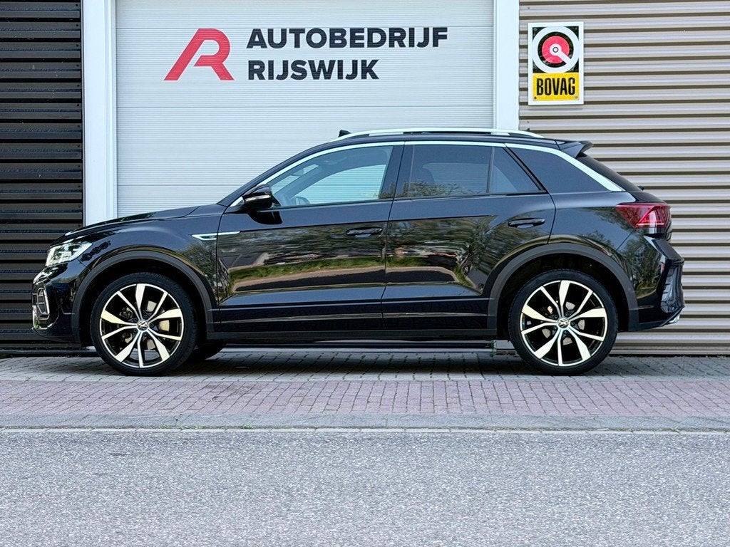 Volkswagen T-Roc 1.5 TSI 3x R-Line Pano/Keyless/Camera, Auto's, 12 maanden, 1258 kg, 4 cilinders, Zwart