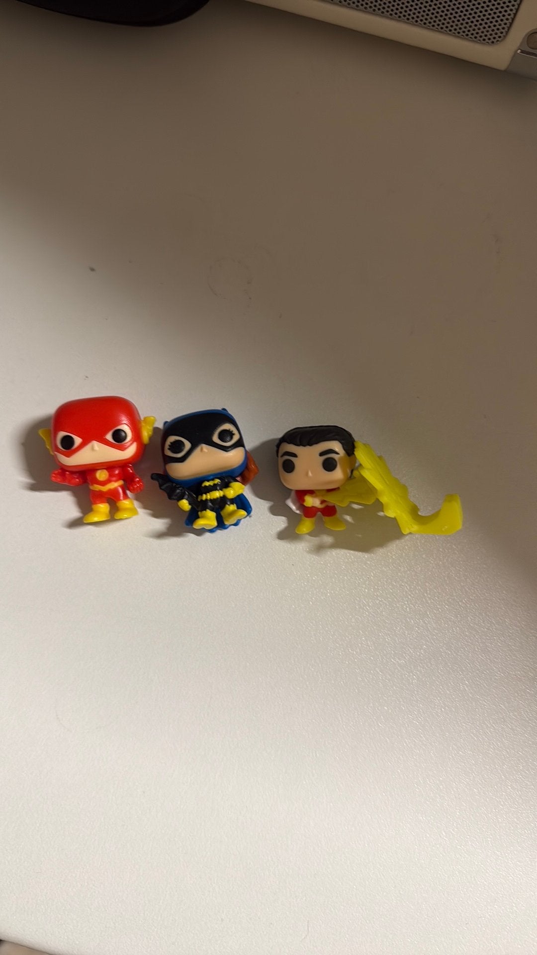 3 Mini Funko’s van chocolade eieren, The flash!, Verzamelen, Poppetjes en Figuurtjes, Ophalen, Zo goed als nieuw