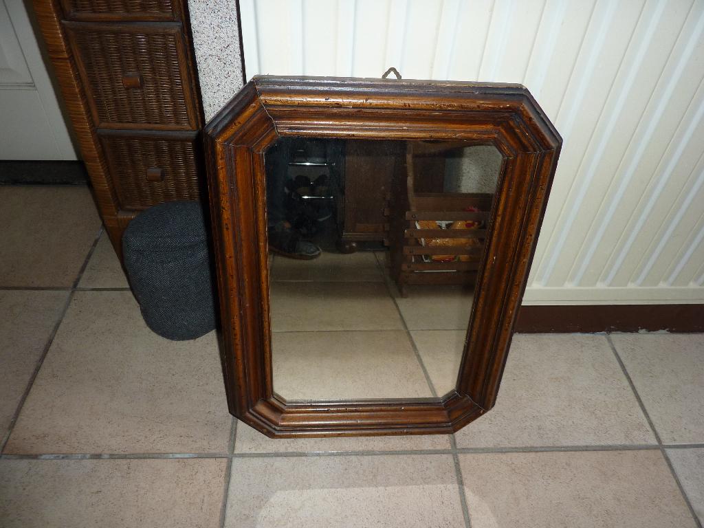 oude houten halspiegel, Gebruikt, Ophalen of Verzenden, Minder dan 100 cm, Rechthoekig