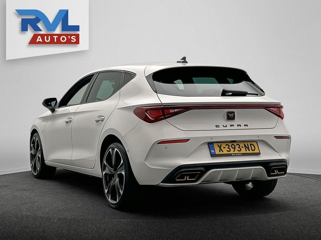 Cupra Leon 1.4 e-Hybrid VZ Business | PHEV | Stoel/Stuur Ver, Auto's, Cupra, 77 km/l, Gebruikt, 4 cilinders, 150 pk