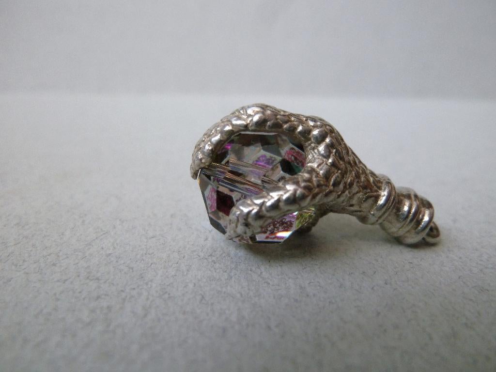 Oude bedel zilver Vogelklauw met gekleurde facetbal., Sieraden, Tassen en Uiterlijk, Antieke sieraden, Verzenden, Zilver, Hanger