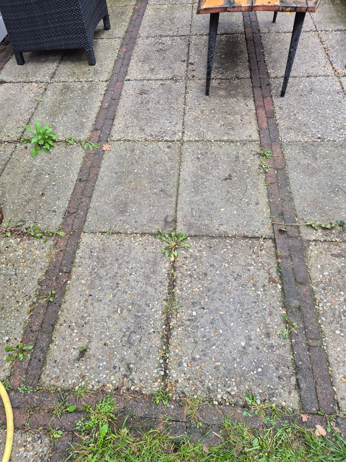 *GRATIS AF TE HALEN * Gebruikte terrastegels en klinkers, Tuin en Terras, Ophalen, Gebruikt, 10 m² of meer, Beton