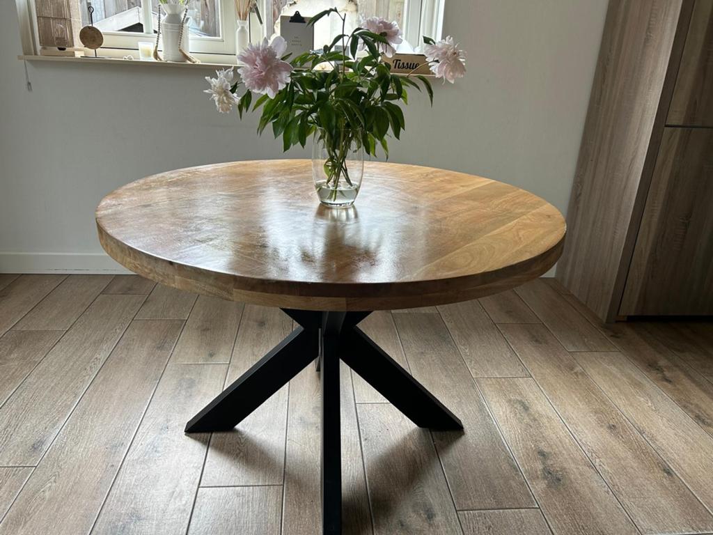 Mango houten ronde eettafel 120 cm stalen poten, Huis en Inrichting, Tafels | Eettafels, Ophalen, Rond, Vier personen, 100 tot 150 cm