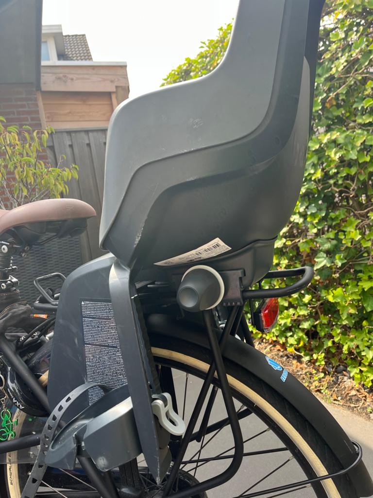 Bobike Maxi Go achterzitje antraciet, Fietsen en Brommers, Fietsaccessoires | Fietsstoeltjes, Ophalen, Gebruikt