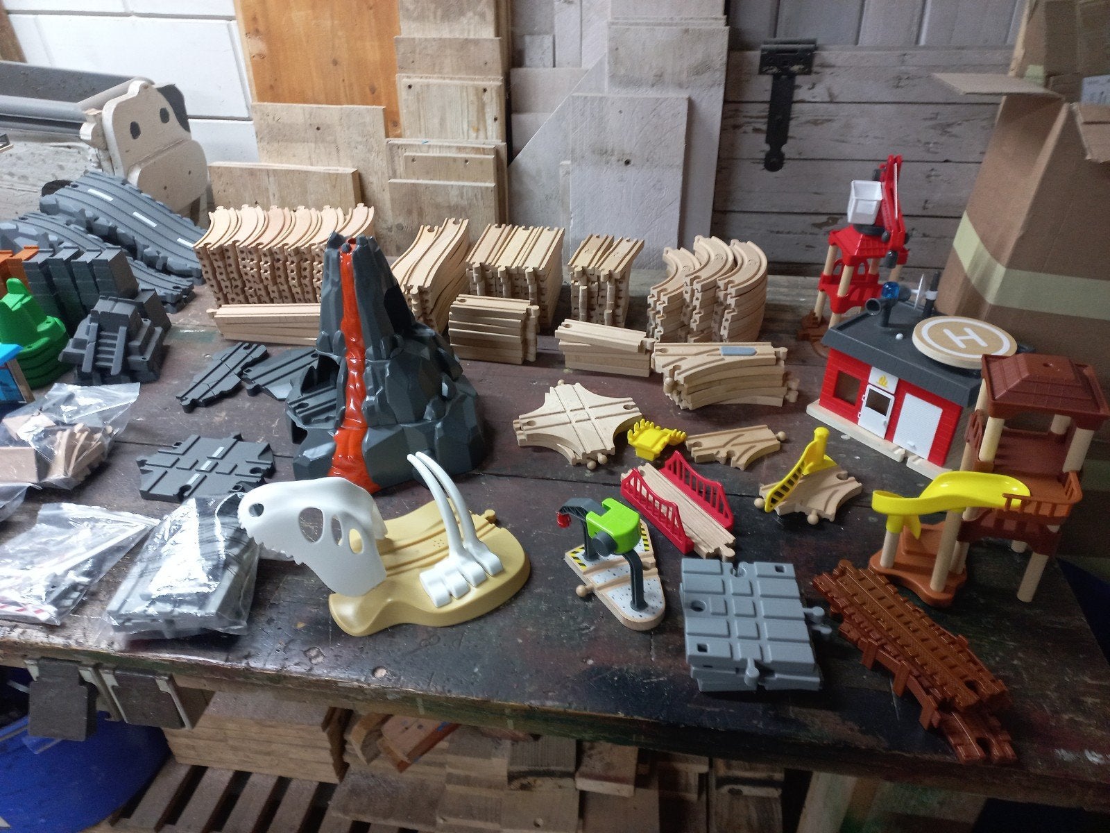 Zeer complete houten treinbaanset, Ophalen, Gebruikt, Overige typen