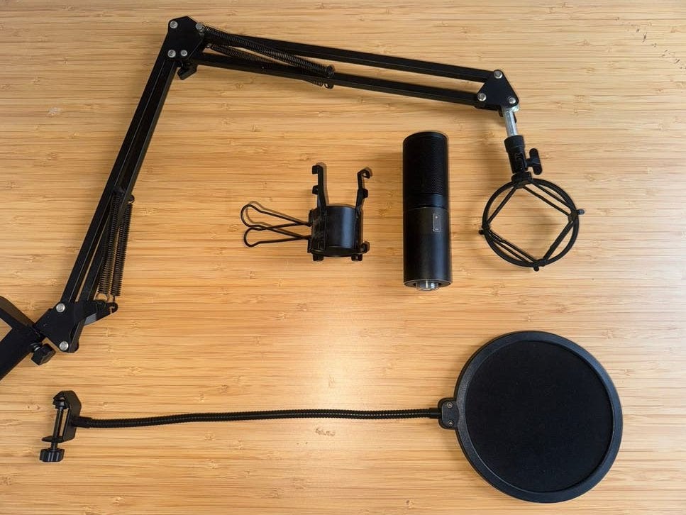 Tonor Microfoon Z.G.A.N. met standaard en popfilter, Muziek en Instrumenten, Verzenden, Zo goed als nieuw, Studiomicrofoon