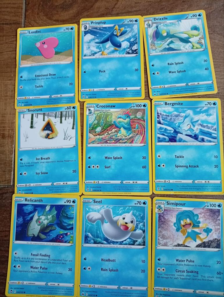 Pokemonkaarten blauw, Ophalen of Verzenden, Zo goed als nieuw, Meerdere kaarten