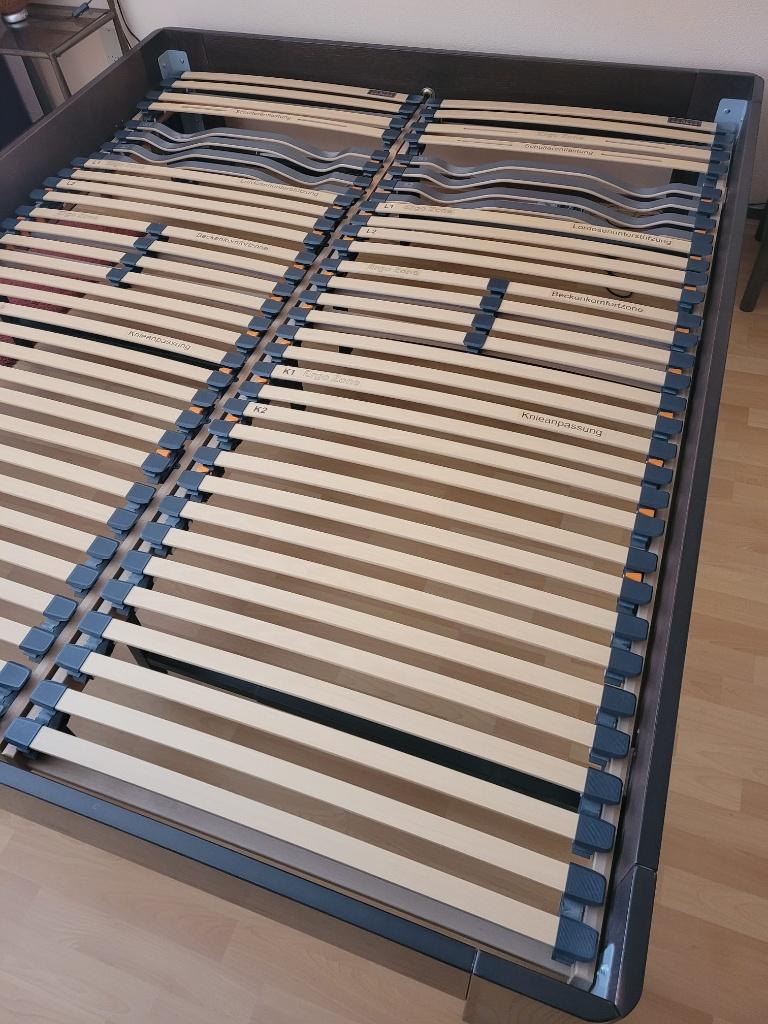 2 eenpersoons bedden, Huis en Inrichting, Slaapkamer | Bedden, Zo goed als nieuw, Eenpersoons, 90 cm, 220 cm, Overige materialen