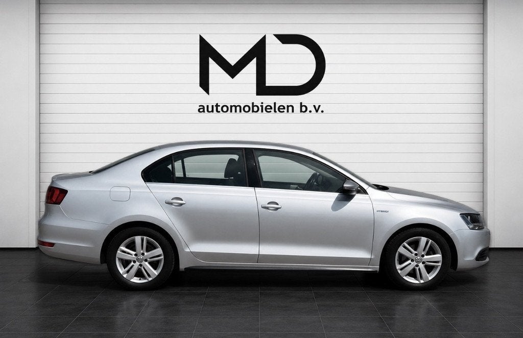 Volkswagen Jetta 1.4 TSI Hybrid Comfortline-Climate-Navi-PDC, Auto's, Volkswagen, Stof, Gebruikt, 4 cilinders, 150 pk
