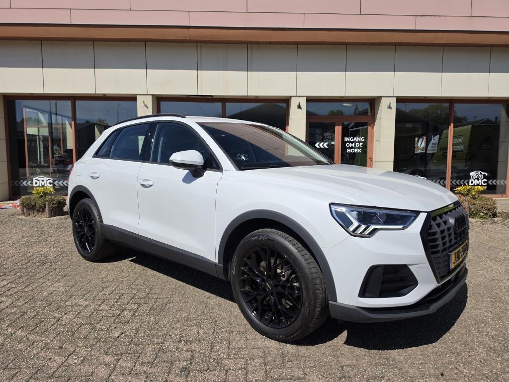 Audi Q3 45 TFSIe PHEV Attitude Plus 245PK 2022 | Automaat |, Auto's, Audi, 12 maanden, Gebruikt, Euro 6, Wit