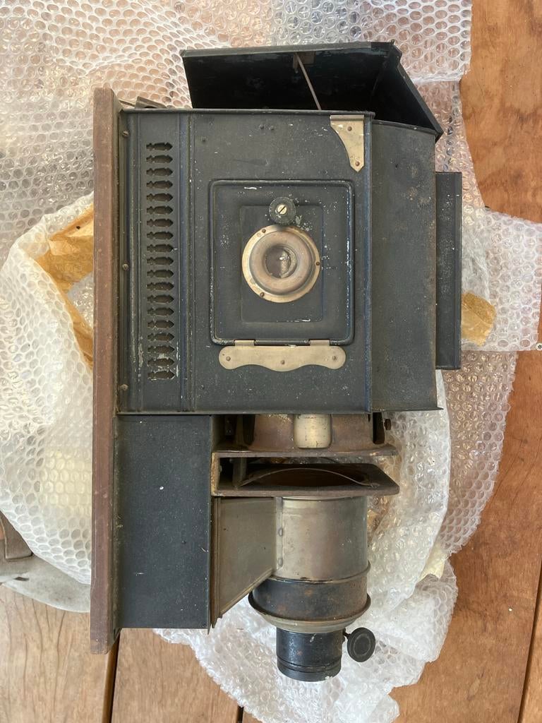 Antieke toverlantaarn / projector, Ophalen, Gebruikt