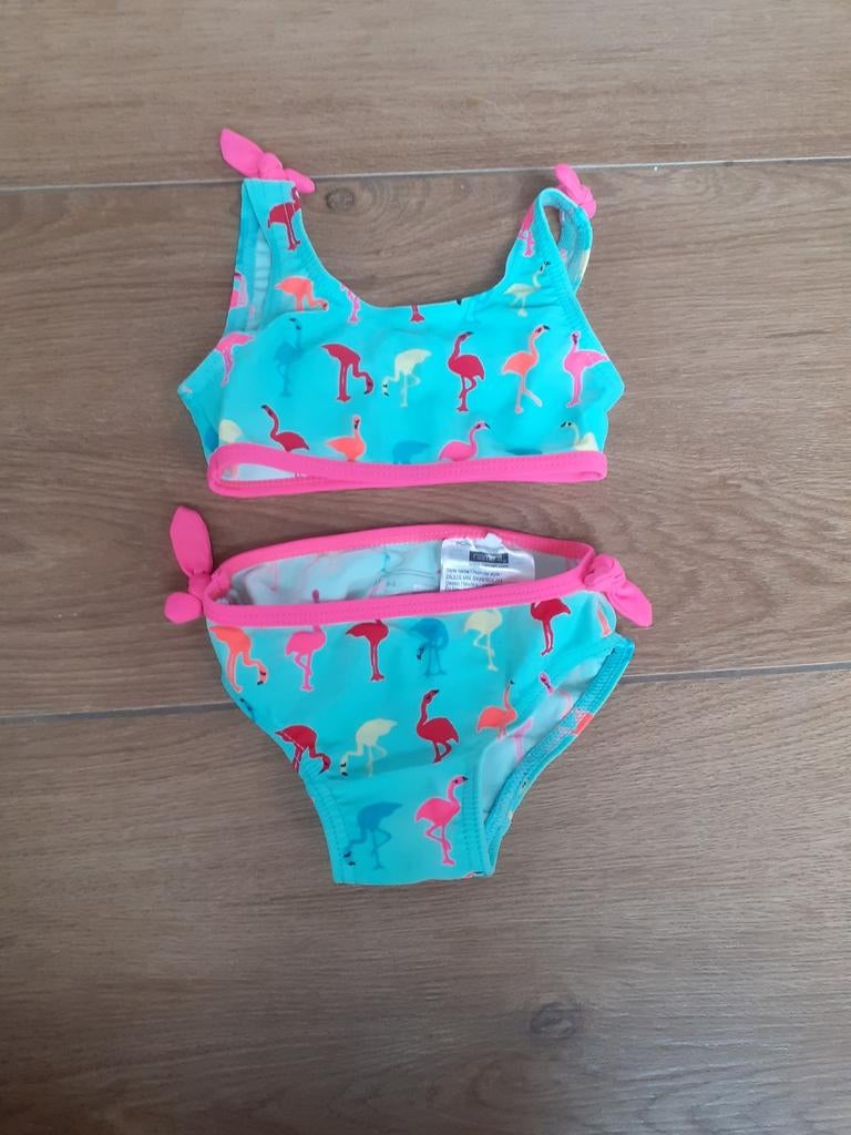 Bikini baby maat 62-68, Kinderen en Baby's, Kinderkleding | Kinder-zwemkleding, Bikiniset, Meisje, Ophalen of Verzenden, Zo goed als nieuw