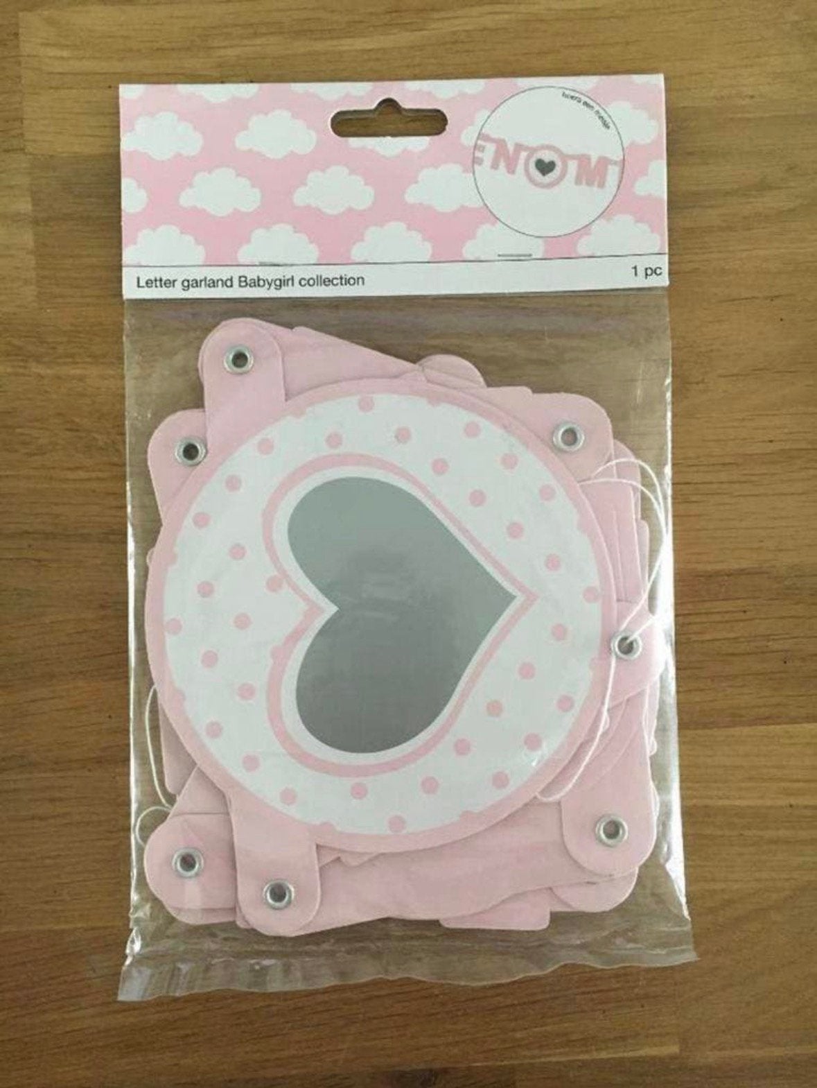 Letterslinger Hoera een meisje hartje roze | geboorte, Ophalen of Verzenden, Nieuw, Versiering, Geboorte of Huwelijk