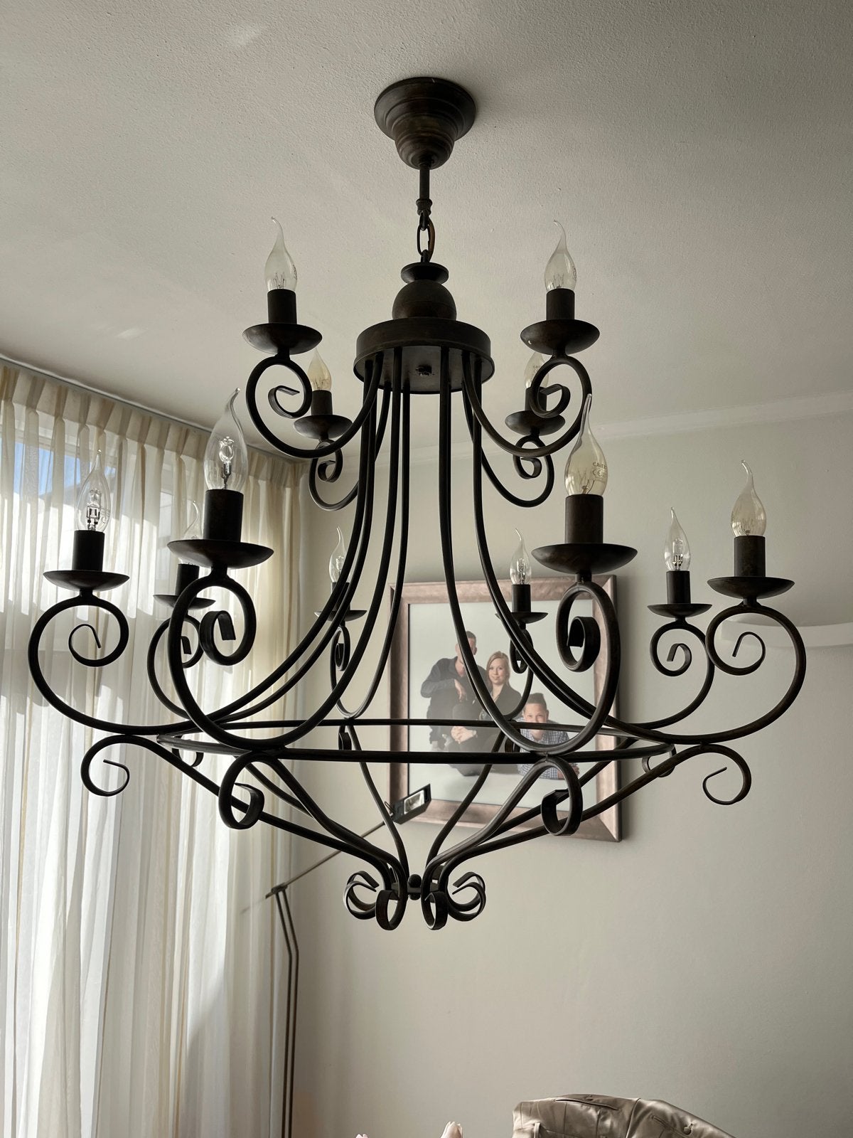 Elegante Zwarte Smeedijzeren Kroonluchter met 9 Lichtpunten, Ophalen, Zo goed als nieuw, Metaal, E14 (klein)