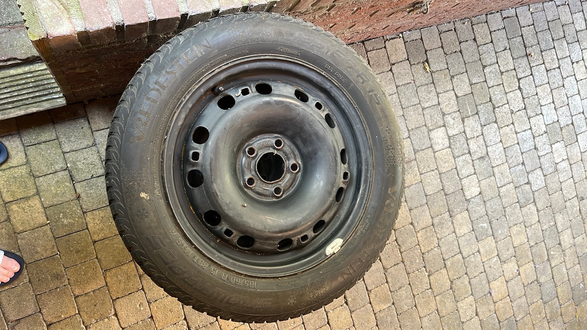 Stalen velgen 16 inch  met winterbanden Seat  Ibiza 2020, Auto-onderdelen, Banden en Velgen, Ophalen
