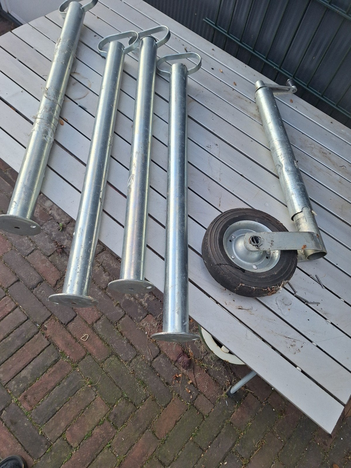 aanhanger steunen en neuswiel (zonder klemmen), Auto diversen, Ophalen of Verzenden, Nieuw
