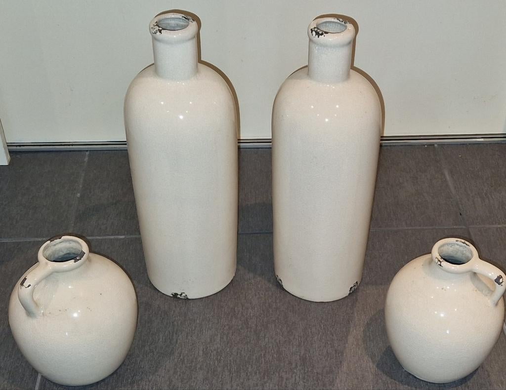 Set van 4 crèmekleurige aardewerken vazen/kruiken, Huis en Inrichting, Woonaccessoires | Vazen, Ophalen, Gebruikt, Overige kleuren