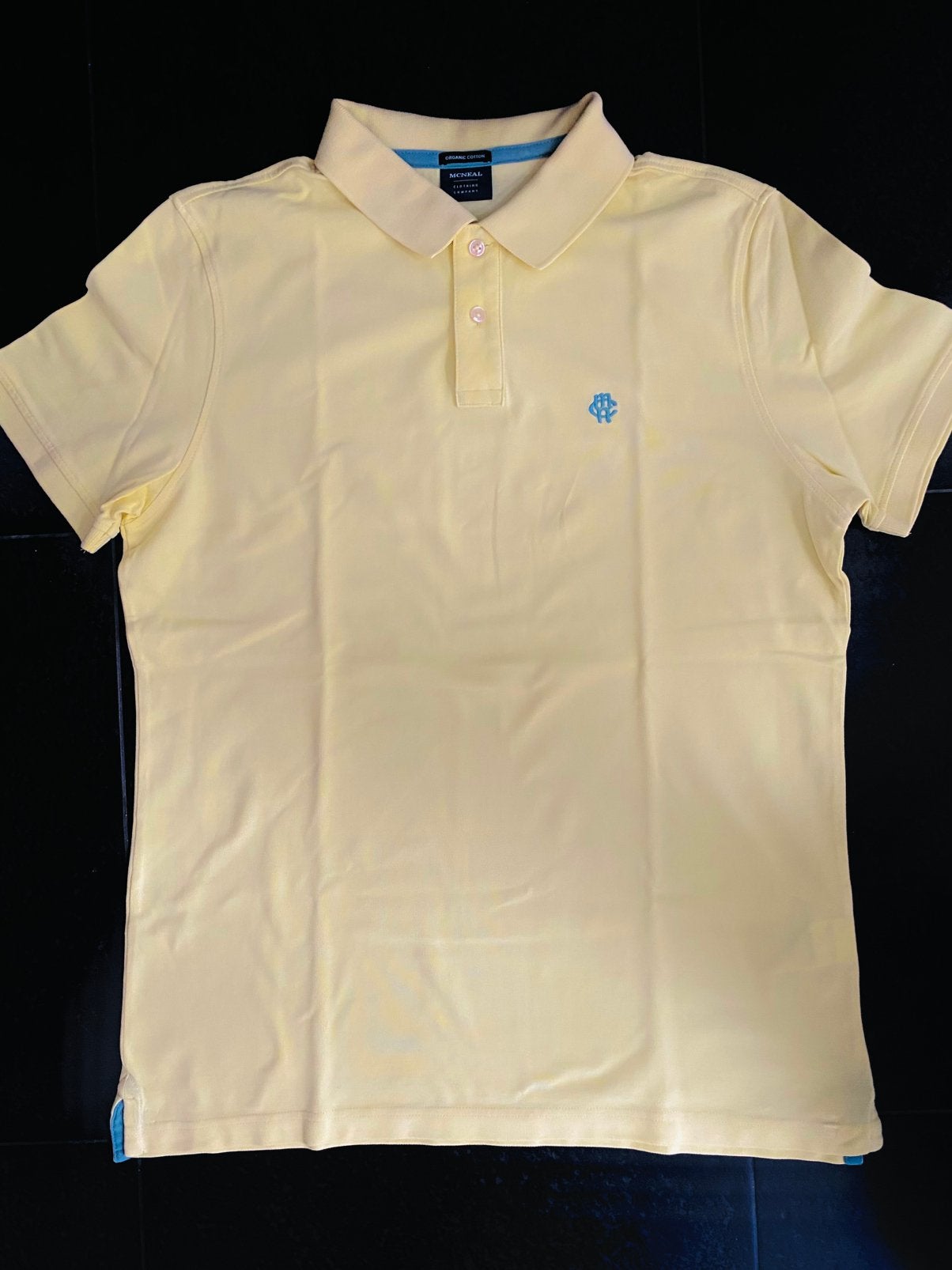 McNeal polo maat L in Nieuwstaat!!, Kleding | Heren, Ophalen of Verzenden, Zo goed als nieuw, Maat 52/54 (L), Geel
