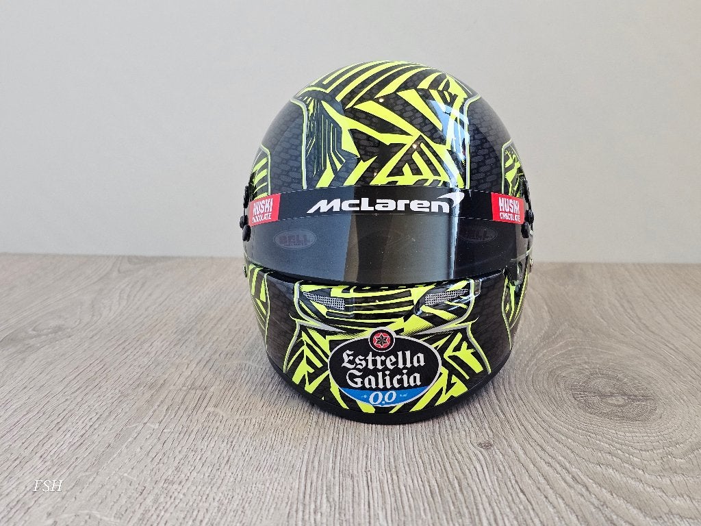 ZOMERSALE: Helm 1:2, Lando Norris, Black Test 2020. *TOPPER*, Verzamelen, Automerken, Motoren en Formule 1, Ophalen of Verzenden