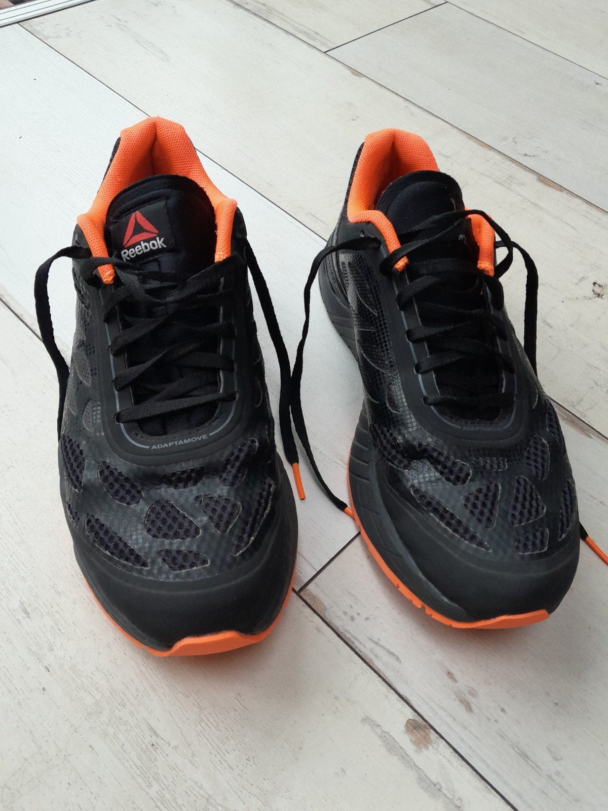 Reebok Adaptamove sportschoenen - Zwart/Fel roze-oranje, Ophalen of Verzenden, Zo goed als nieuw