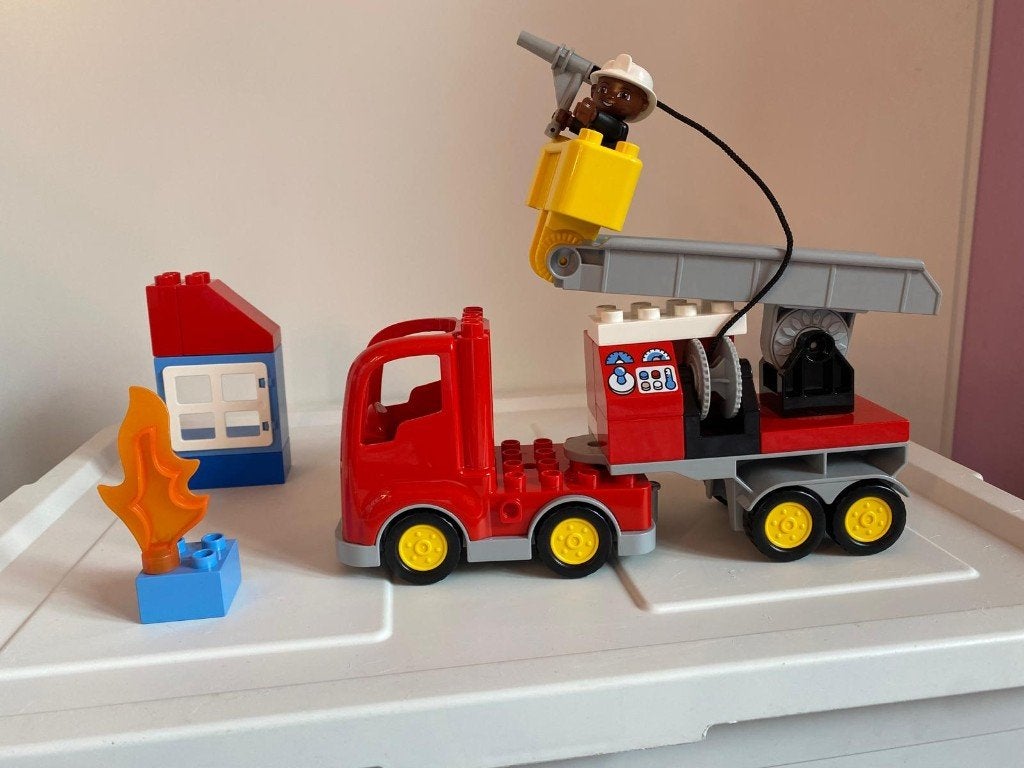 LEGO DUPLO Brandweertruck (set 10592), Ophalen of Verzenden, Zo goed als nieuw, Duplo, Complete set