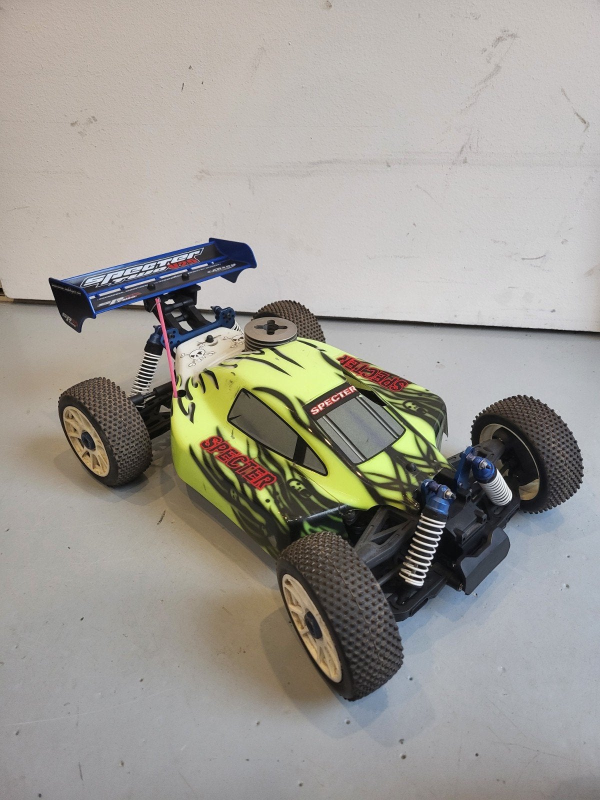 Carson Specter RC Nitro Auto - Goede Staat, Hobby en Vrije tijd, Gebruikt, Auto offroad, Ophalen of Verzenden, Nitro