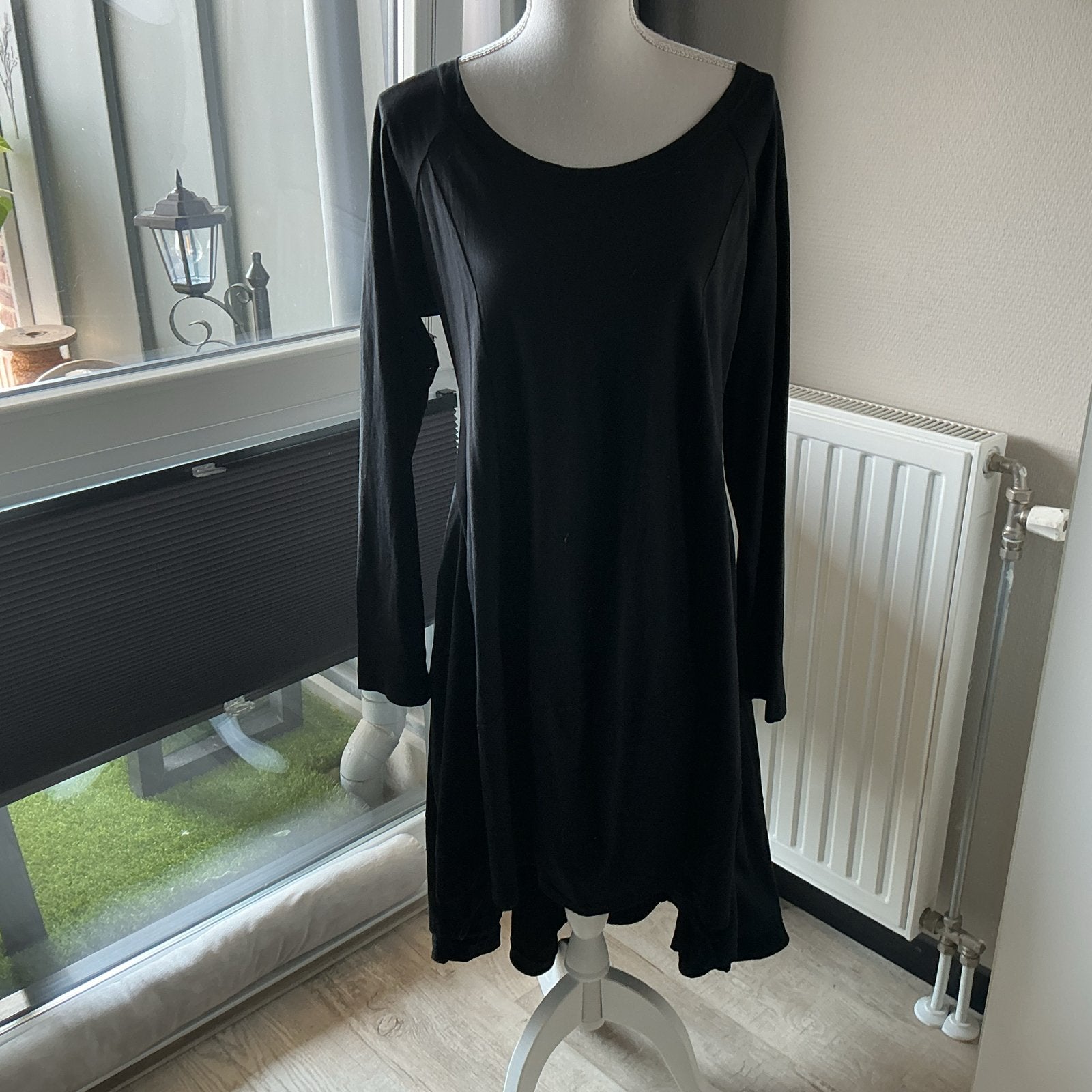Kepourel jurk maat XL met lange achterkant zwart, Kleding | Dames, Zwart, Maat 46/48 (XL) of groter, Ophalen of Verzenden, Zo goed als nieuw