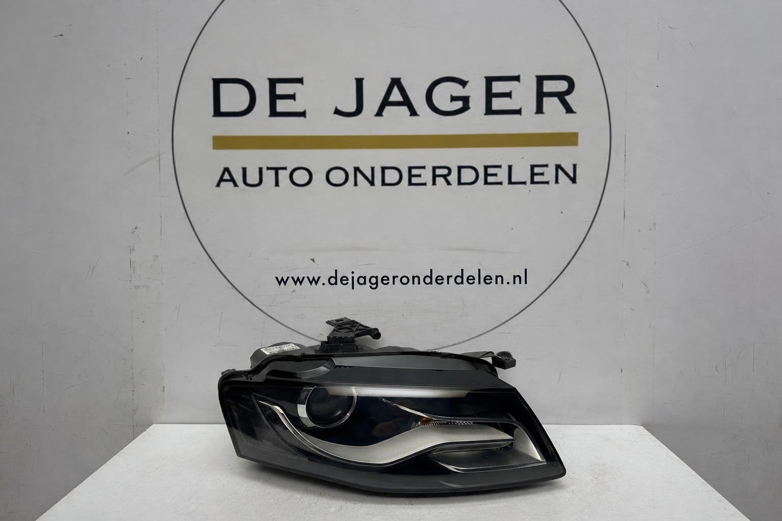 Audi A4 S4 B8 xenon koplamp rechts 8K0941004P, Auto-onderdelen, Gebruikt, AUDI AG, Auto-Union-Strasse 1
85045  Ingolstadt, DE