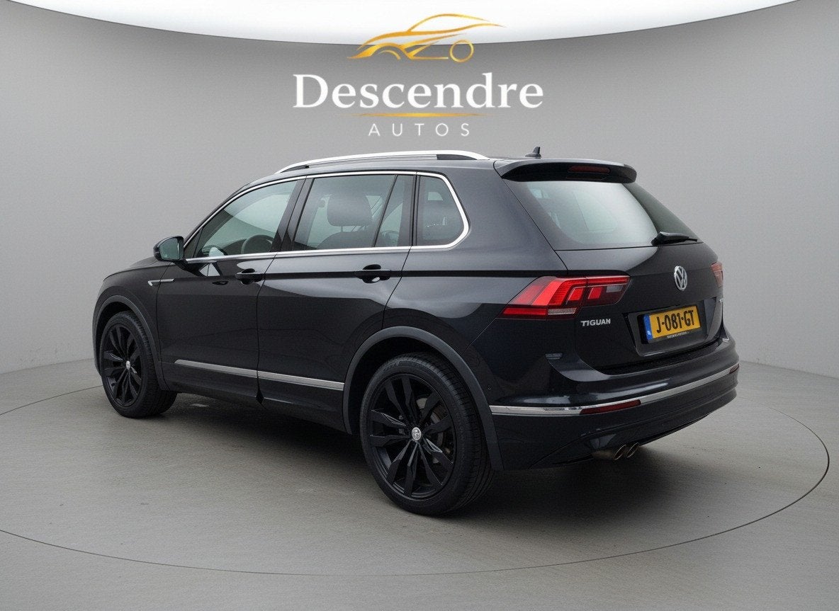 Volkswagen Tiguan 1.5 TSI ACT Highline R-line 12 maand garan, Auto's, 15 km/l, Zwart, SUV of Terreinwagen, 1450 kg