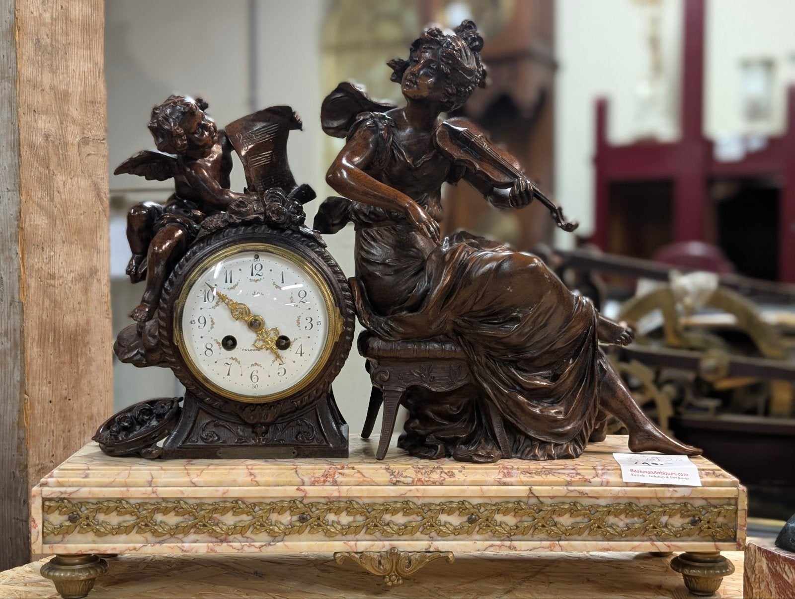 Grote Franse antieke pendule. €195.  50 cm breed, Antiek en Kunst, Antiek | Klokken, Ophalen