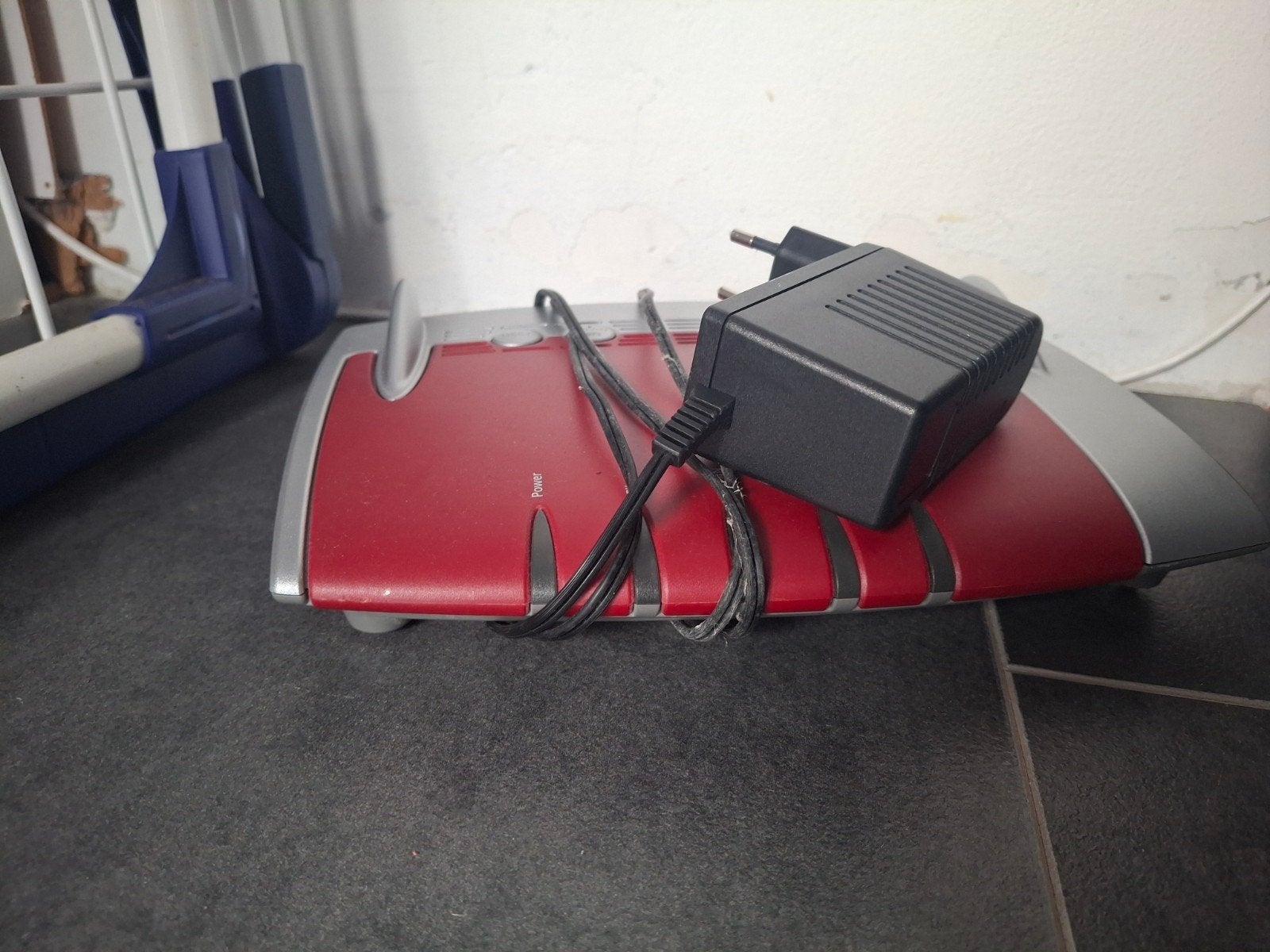 Fritzbox 5490, Computers en Software, Routers en Modems, Gebruikt, Router met modem, Ophalen of Verzenden