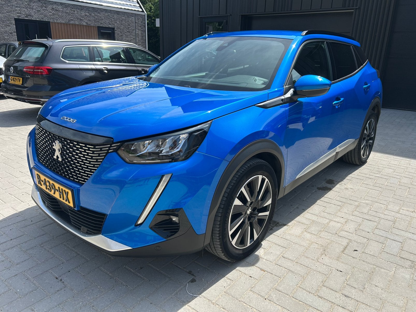 Peugeot 2008 1.2 Puretech 100pk 2020 Allure Led 3D Cockp DAB, Auto's, Peugeot, 1199 cc, Blauw, 3 cilinders, SUV of Terreinwagen