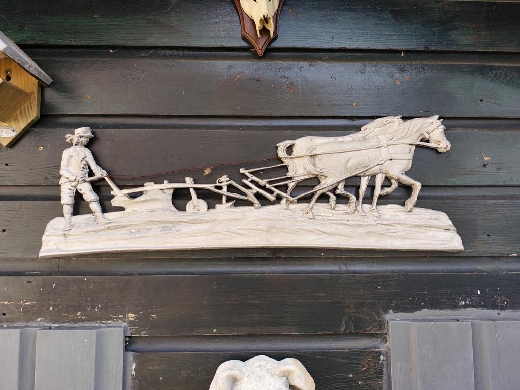 Boer achter ploeg van aluminium, Ophalen of Verzenden