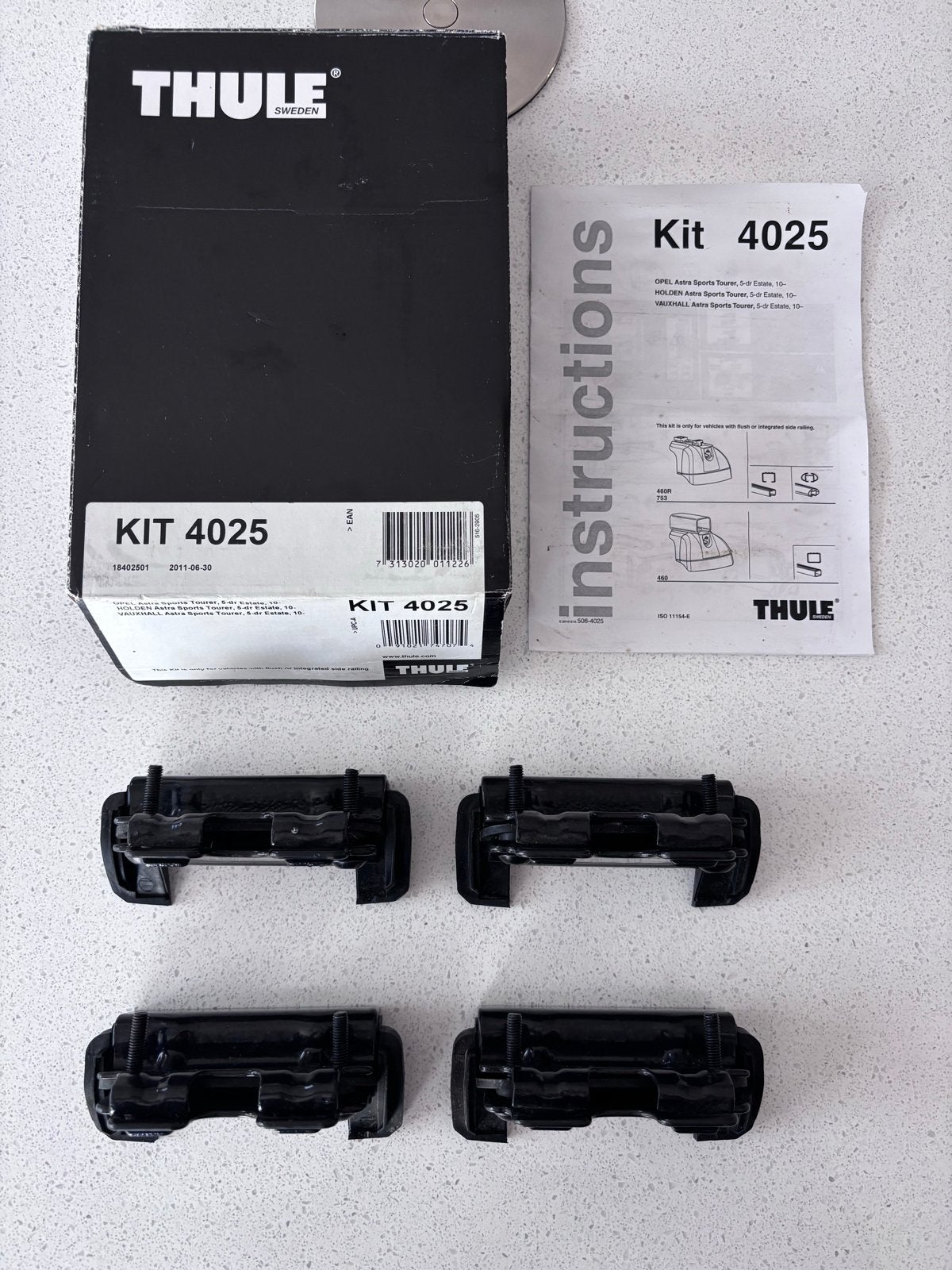 Thule Kit 4025 voor Opel Astra Sports Tourer 2010-2015, Ophalen of Verzenden, Zo goed als nieuw