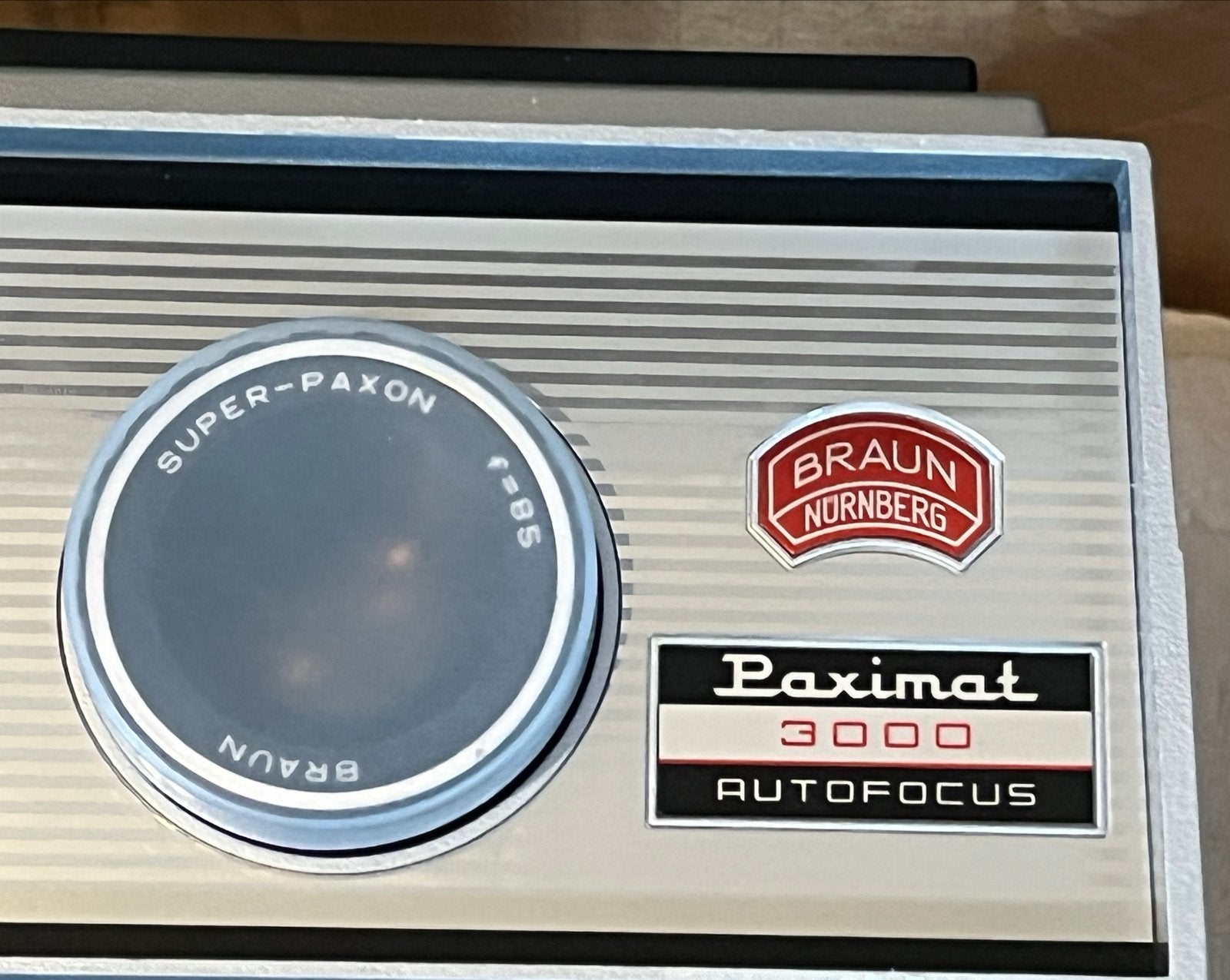 Braun Nurnberg Paximat 3000 Autofocus Diaprojector, Ophalen of Verzenden, Zo goed als nieuw, Met scherm