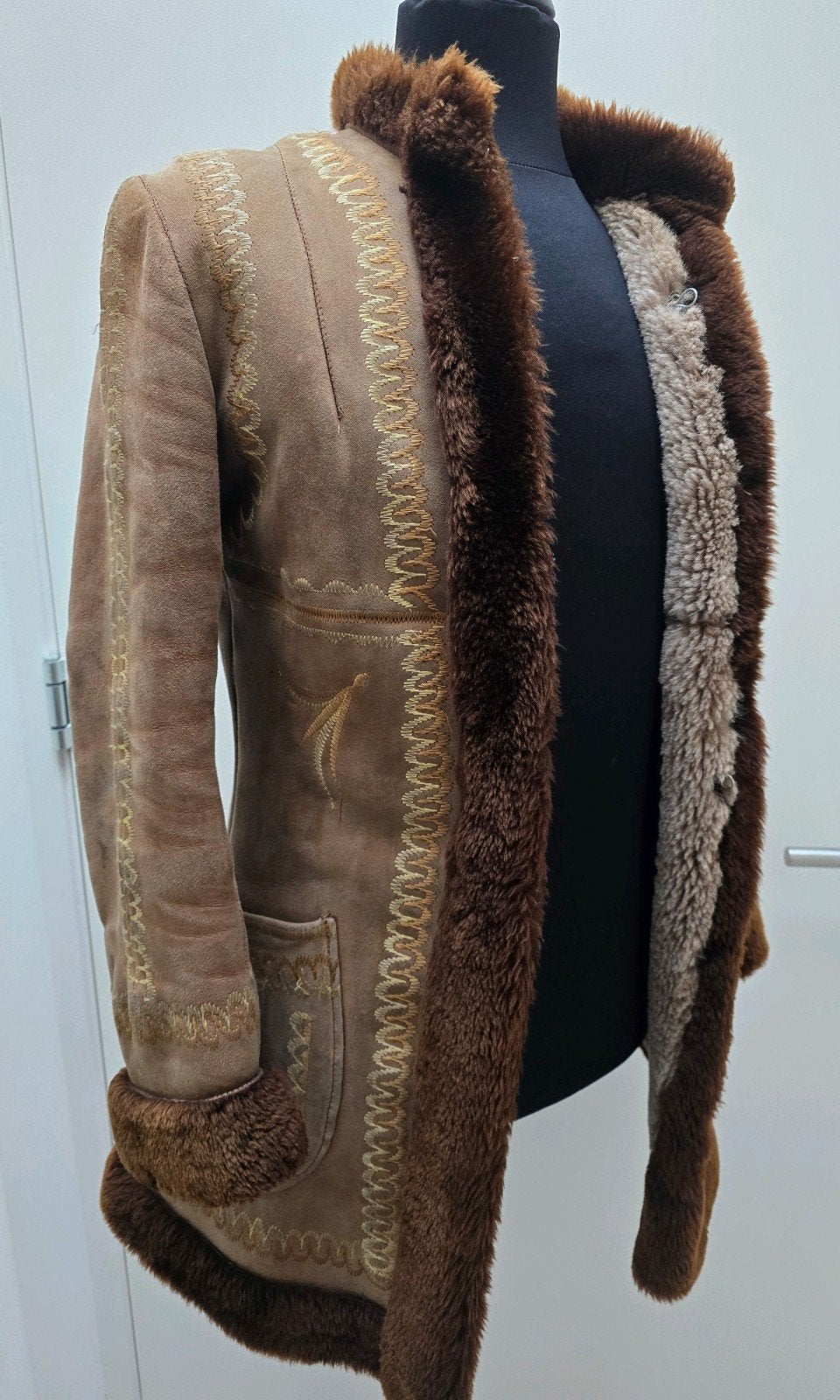 Vintage Afghaanse lammy coat borduursel mt. XS echt schaap, Beige, Ophalen of Verzenden, Zo goed als nieuw, Vintage