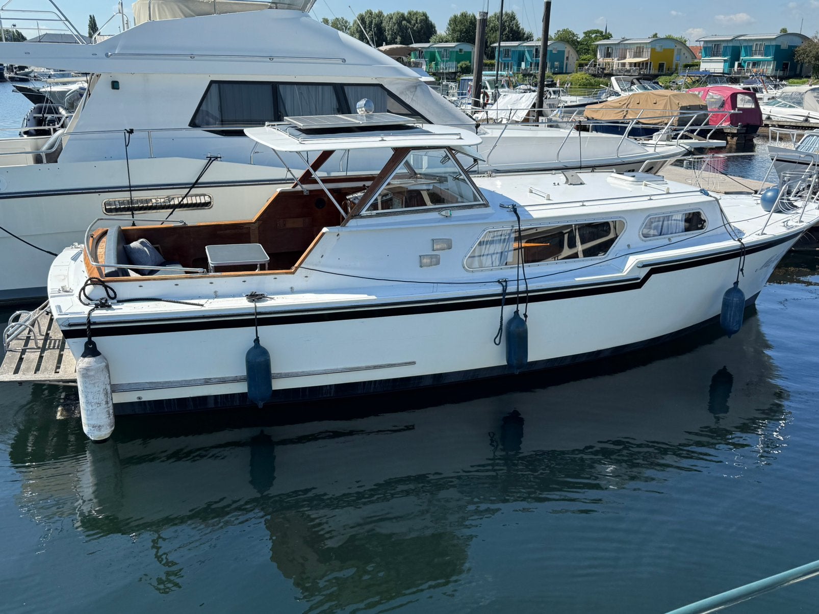 Argo kruiser Peugeot 6 cil boeghekschroef 9.5 x 3.2  polyest, Watersport en Boten, Ophalen, 9 m, Gebruikt, Binnenboordmotor