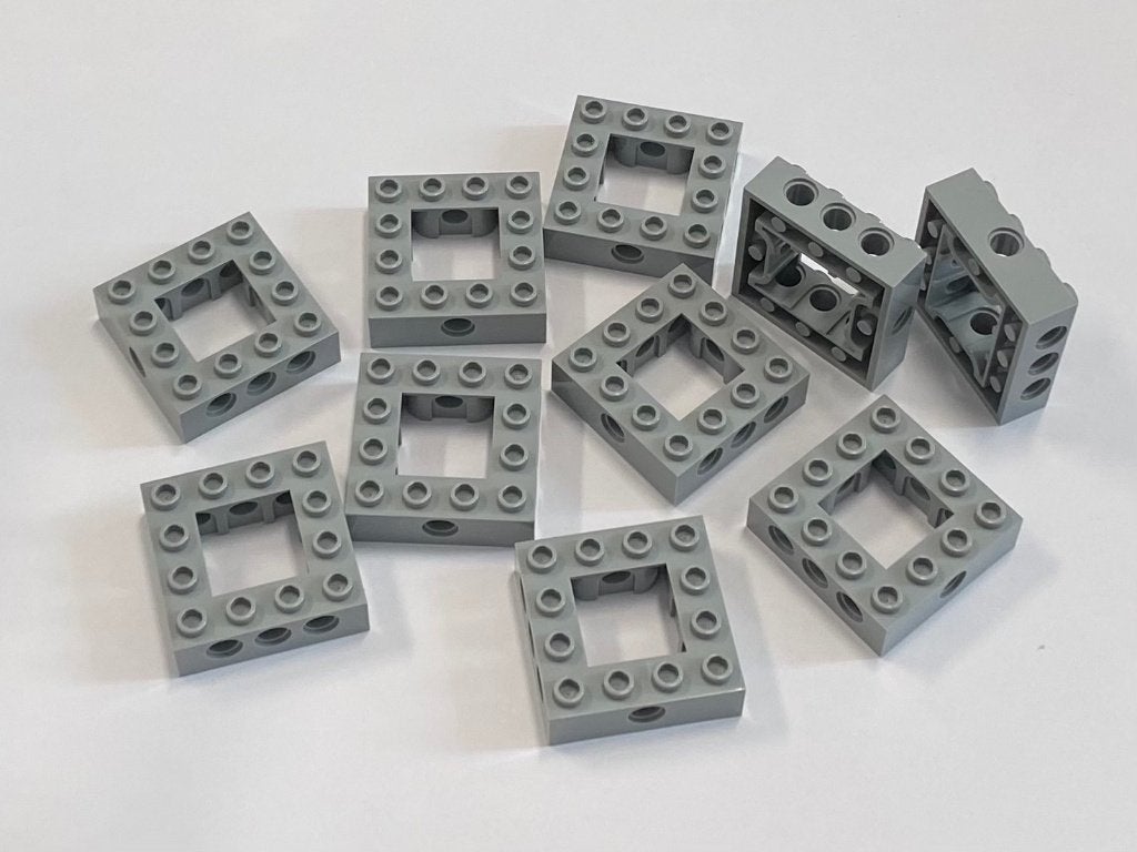 Partij 10x nieuwe 4x4 Lego Technic balken in diverse kleuren
