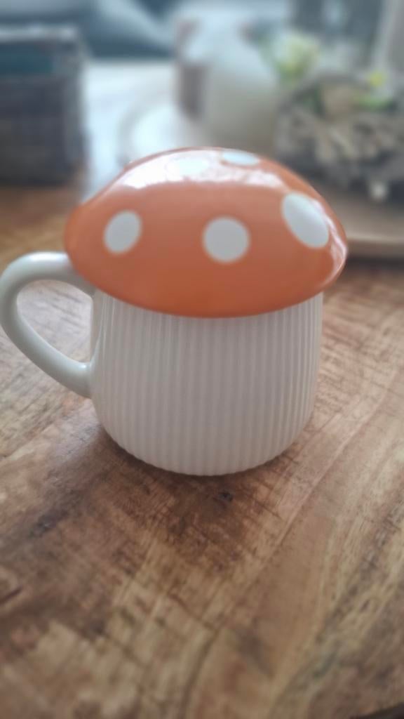 Mok met paddestoel deksel, Huis en Inrichting, Keuken | Servies, Ophalen of Verzenden