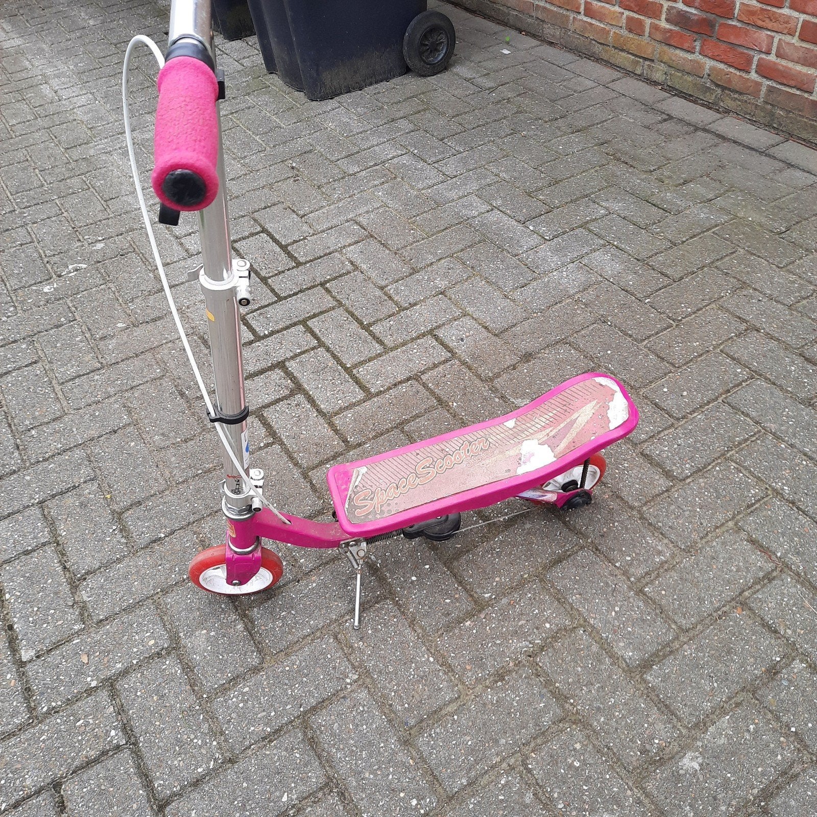 Roze Space Scooter - Gebruikt maar in goede staat, Fietsen en Brommers, Ophalen, Gebruikt, Gewone step, Space Scooter