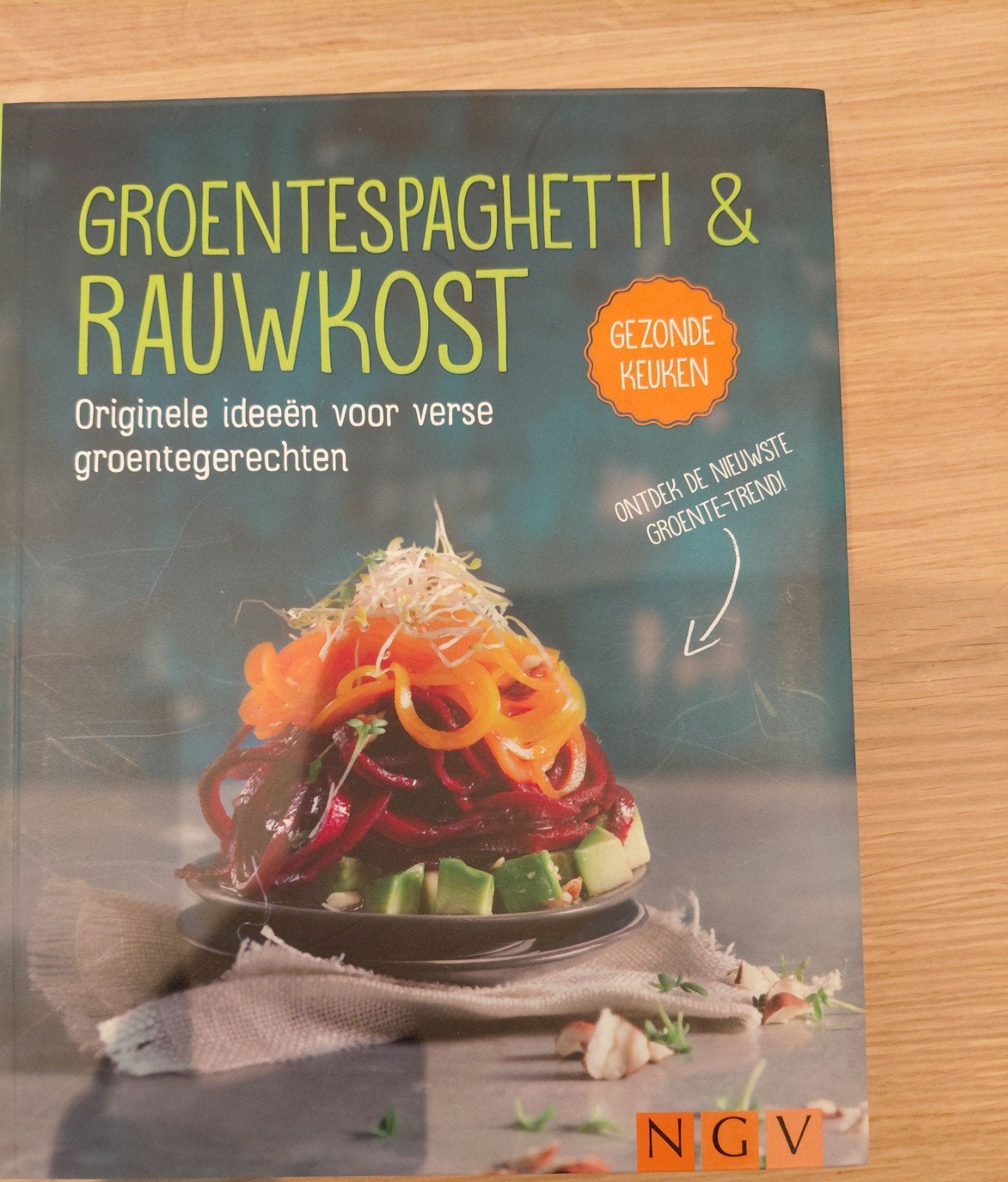 Groentespaghetti & Rauwkost: Originele Groentegerechten, Boeken, Hoofdgerechten, Gezond koken, Ophalen of Verzenden, Zo goed als nieuw