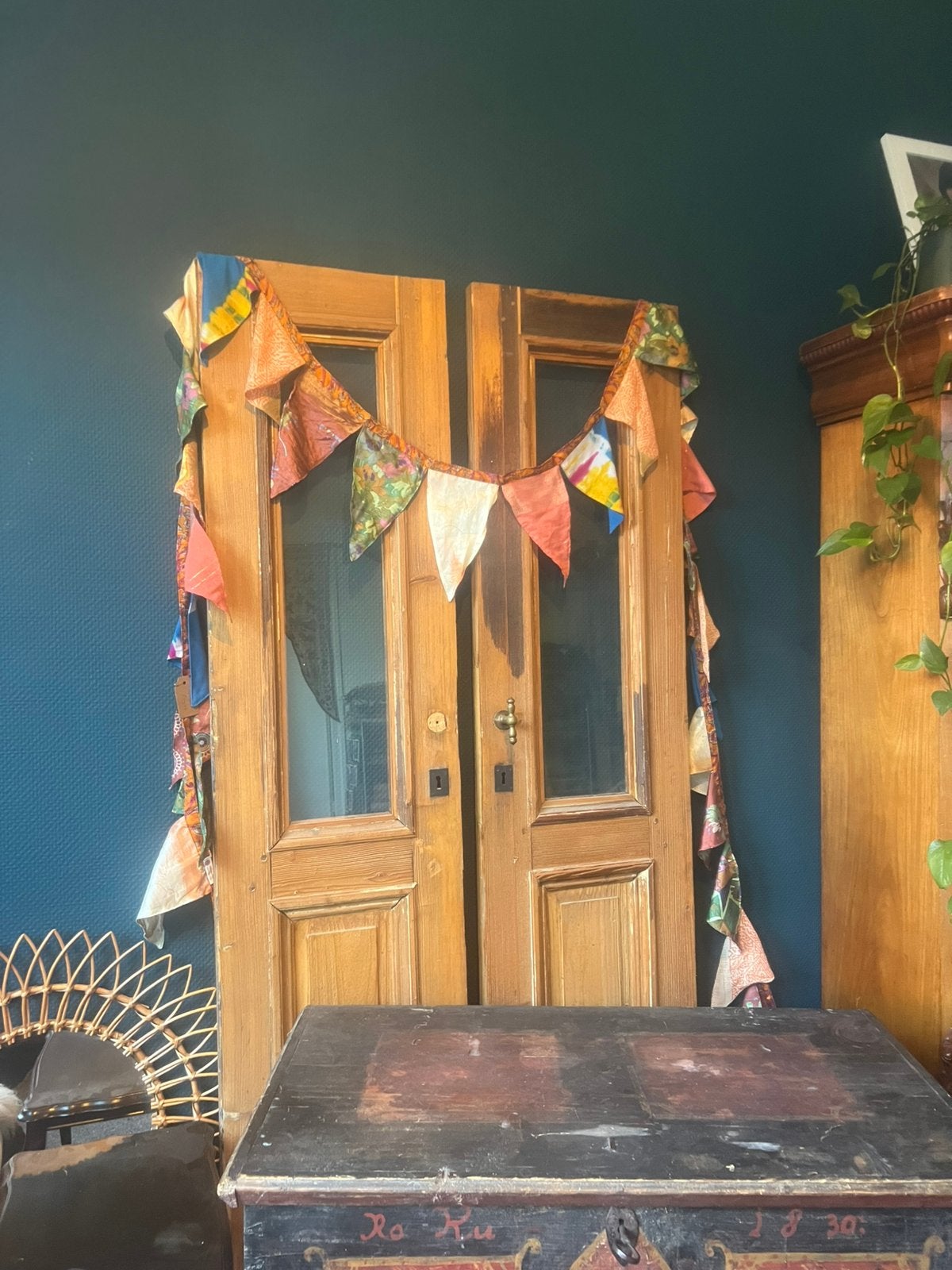 Oude houten deuren, Ophalen