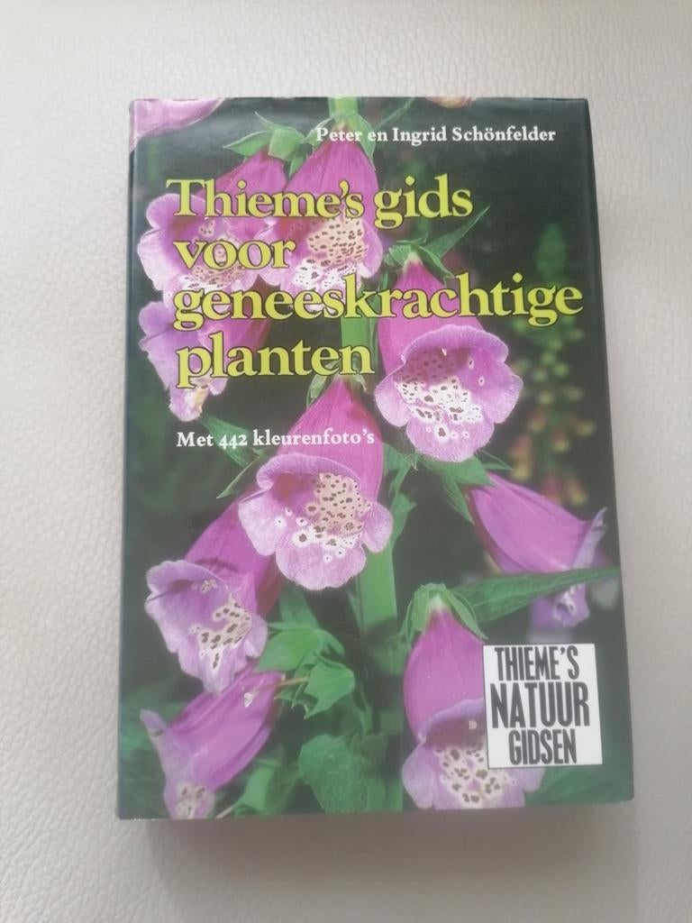 Thieme's gids voor geneeskrachtige planten, Boeken, Natuur, Ophalen of Verzenden, Gelezen, Bloemen, Planten en Bomen, Peter en Ingrid Schönfelder