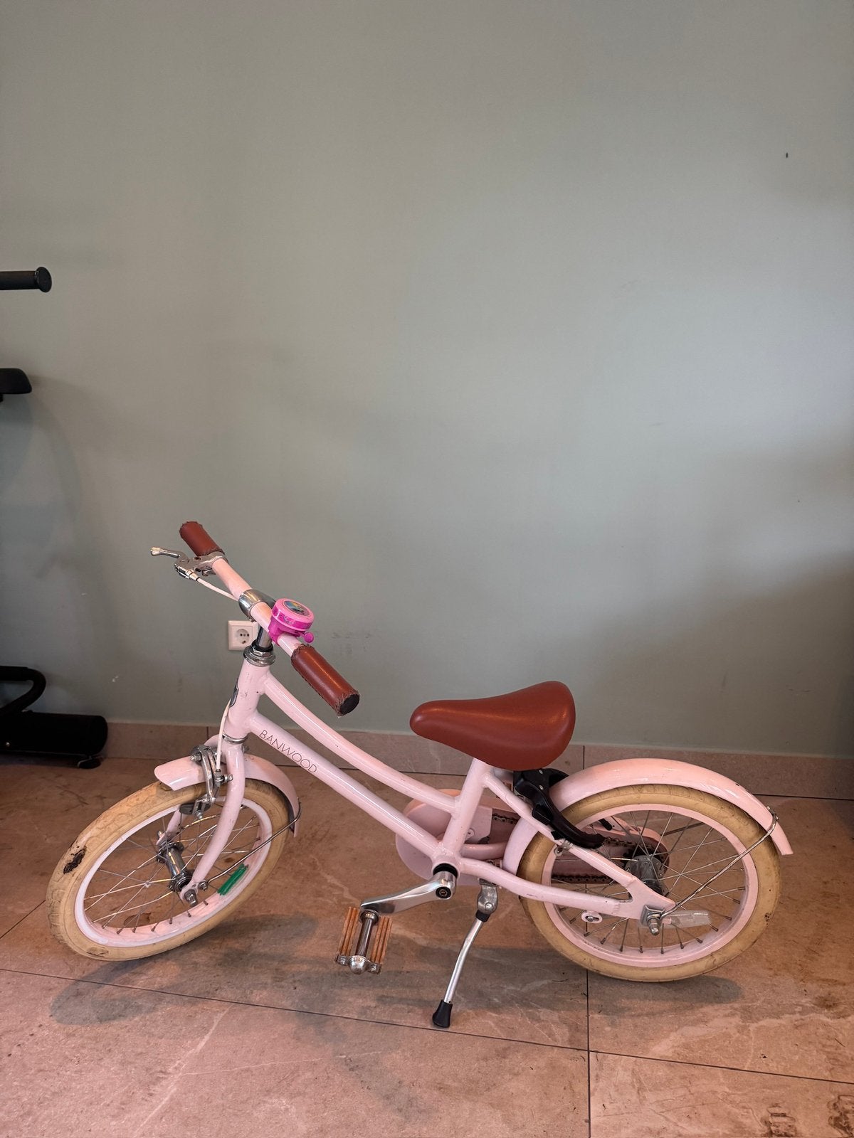 Banwood kinderfiets 16 inch roze - Vintage stijl, Fietsen en Brommers, Fietsen | Kinderfietsjes, Ophalen, Gebruikt, Terugtraprem