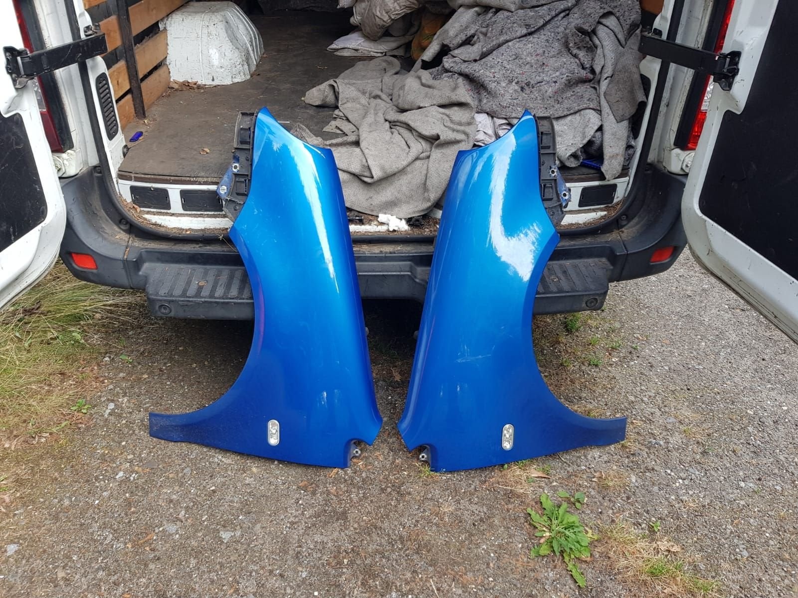 VW POLO VOORSCHERMEN LINKS +RECHTS  BJ 2002 TOT 2005, Gebruikt, -, Volkswagen, -